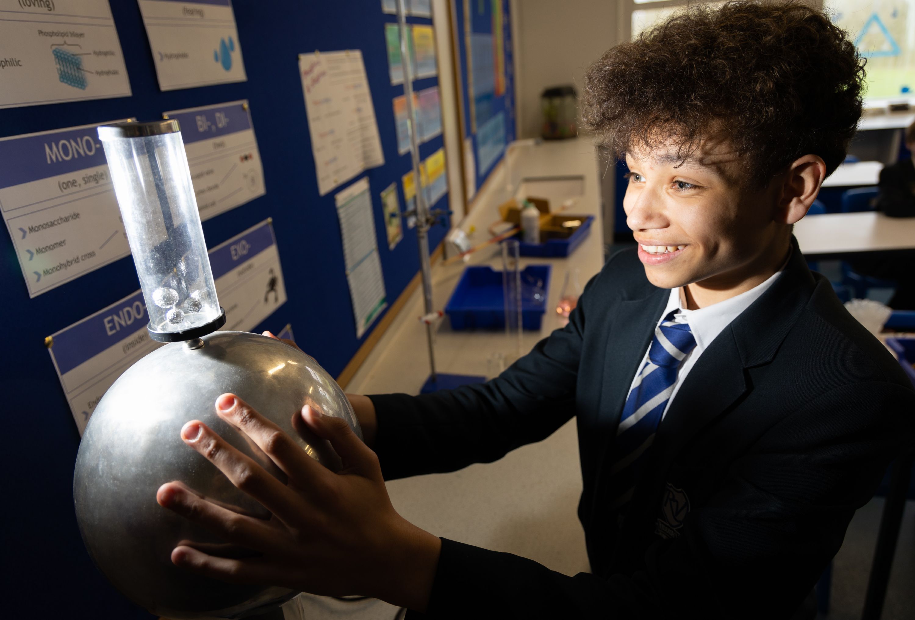 pupil using a static electricity ball